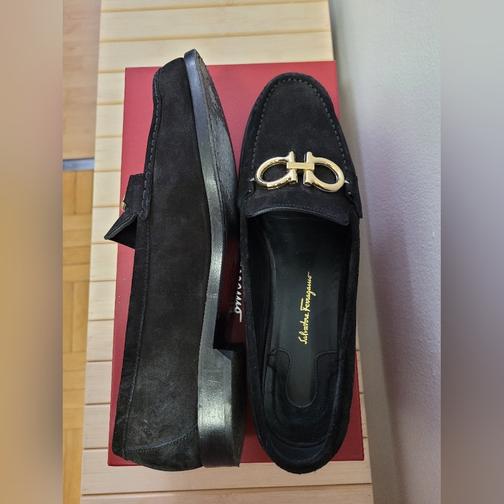 Ferragamo rolo loafer women size 9C